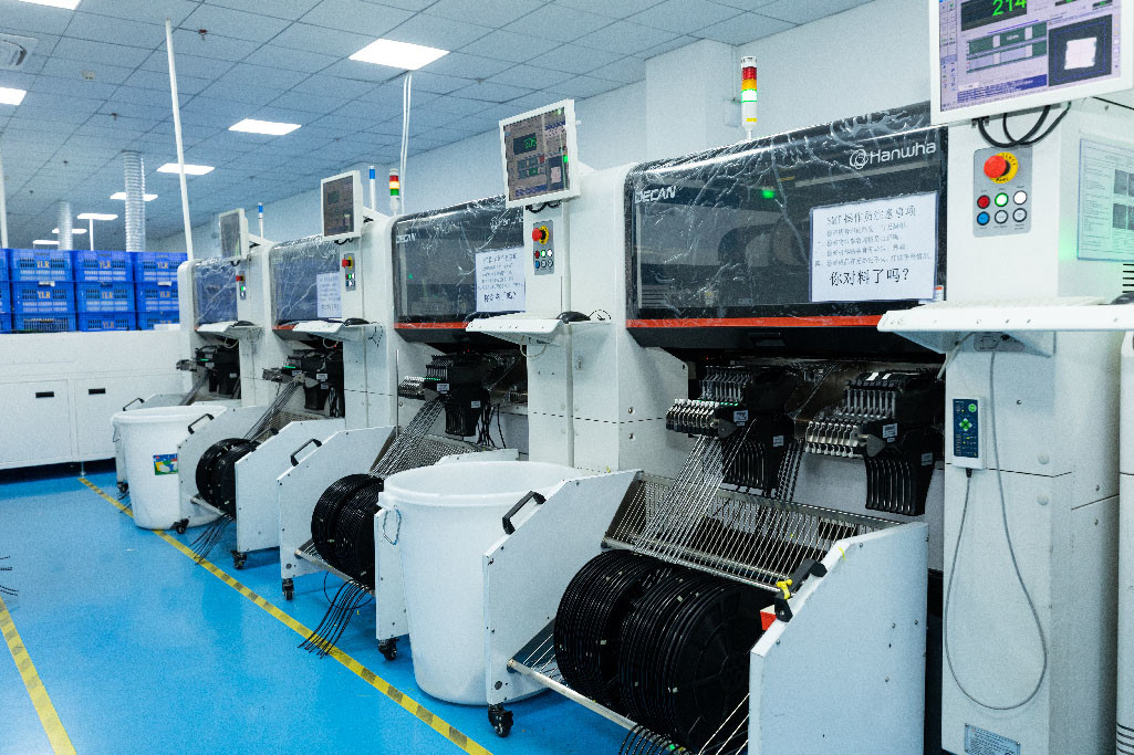 Shenzhen Mannled Photoelectric Technology Co., Ltd linea di produzione in fabbrica